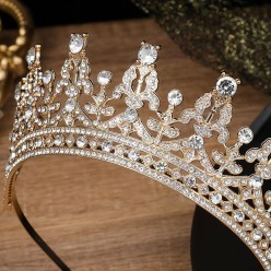 Диадема "Флёр" (металл, стразы) золотой/прозрачн 23*5,5
