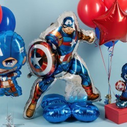 Фигура фольга 3Д "Мститель. Капитан" 117 см