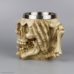 Кружка сувенирная "Череп Не слышу" (металл, полистоун)