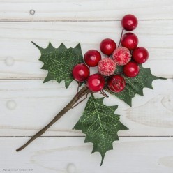 Веточка "Зимние мечты" красные ягоды 16см