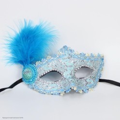 Маска с перьями (пластик, текстиль)